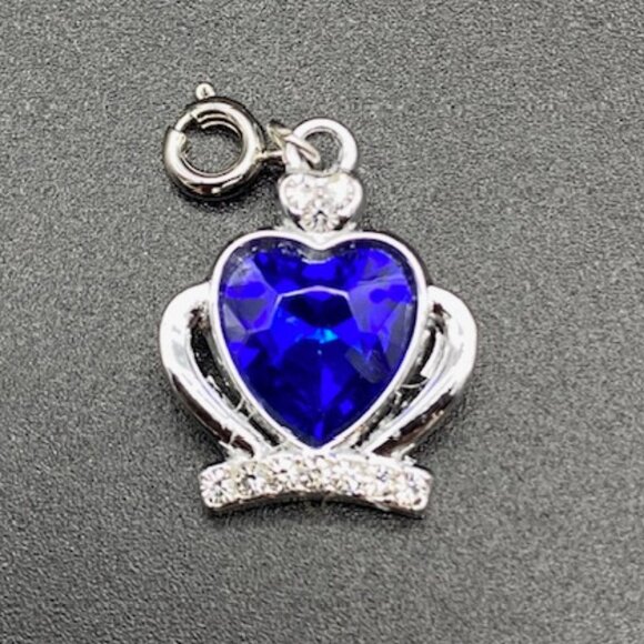 Jeweled Heart Rhinestone Crown Charm on Silver - Picture 7 of 10